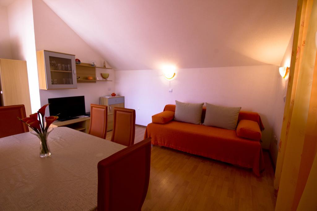 Apartments And Rooms Dis Vis Camera foto