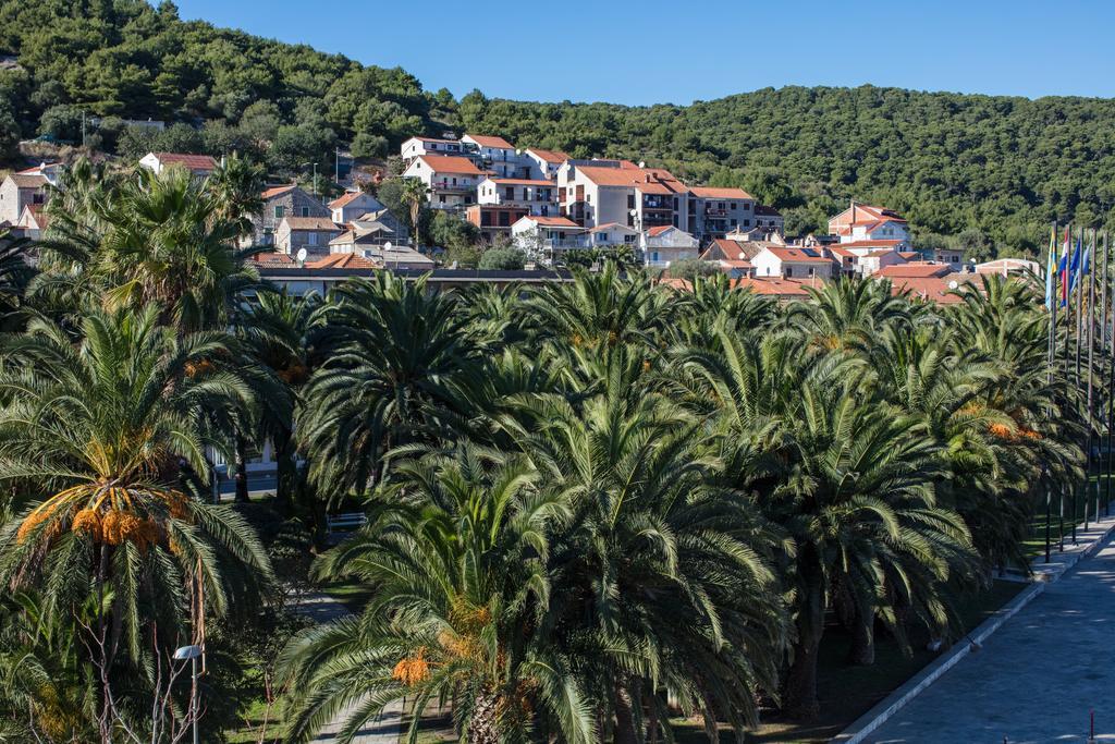 Apartments And Rooms Dis Vis Esterno foto